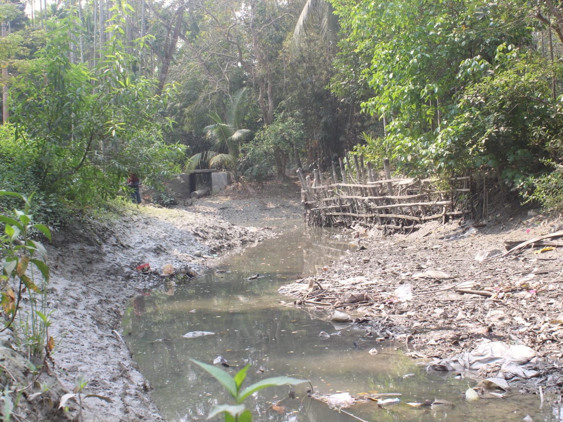 হিজলায় পানির অভাবে আবাদ হচ্ছে না ৫০০ হেক্টর জমি, ‘জিয়া খাল’ পুনঃখননের দাবি