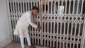 বরিশাল বিশ্ববিদ্যালয়ে ফের ‘কমপ্লিট শাটডাউন’ ঘোষণা, ভিসি অবাঞ্চিত
