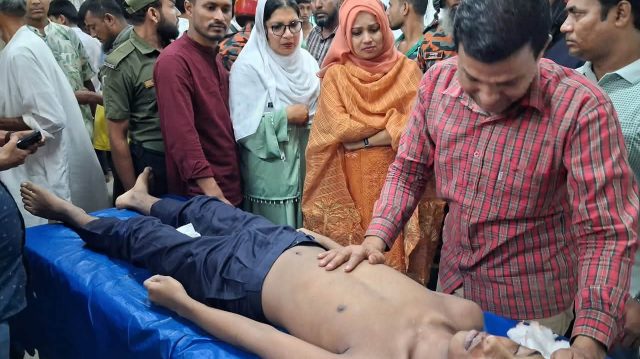 চরফ্যাশনে সহপাঠিদের সঙ্গে গোসলে নেমে পানিতে ডুবে স্কুল ছাত্রের মৃত্যু 