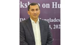 টাউন মাধ্যমিক বিদ্যালয়ের অ্যাডহক কমিটির সভাপতি অ্যাড. এস.এম সরোয়ার হোসেন