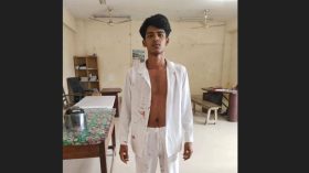 লালমোহনে স্কুল ছাত্রের ছুরিকাঘাতে কলেজ ছাত্র খুন