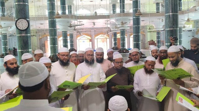 আদর্শিক বিজয়ের লক্ষ্যে ঐক্যবদ্ধভাবে কাজ করতে হবে: চরমোনাই পীর