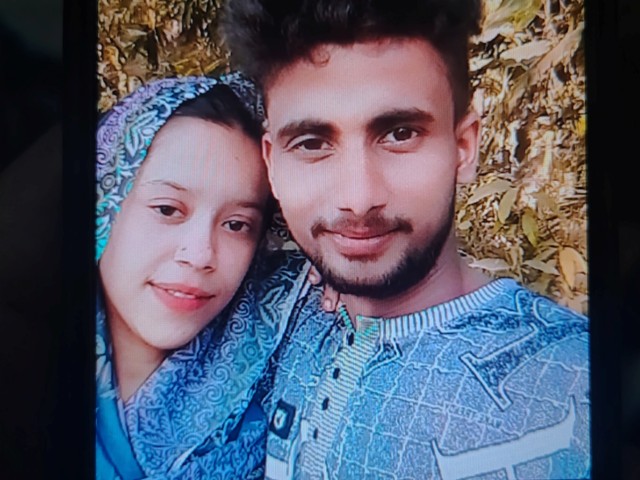 যৌতুকের দাবিতে গৃহবধূকে হত্যা করে আত্মহত্যার নাটক: স্বামী ও শাশুড়ি আটক