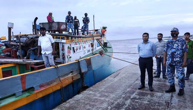 অবৈধভাবে বালু উত্তোলনের দায়ে ৫০ হাজার টাকা জরিমানা