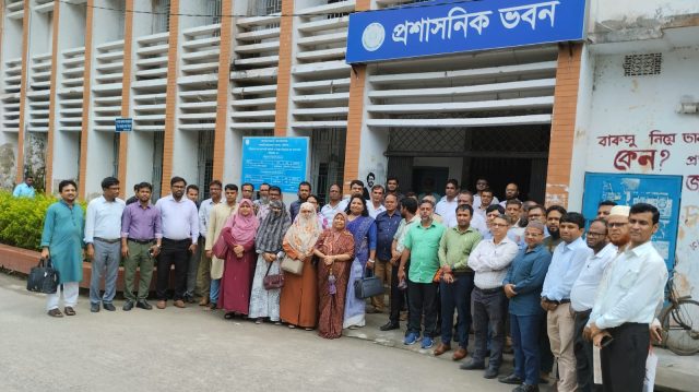 বিএম কলেজে বিসিএস শিক্ষকদের কলমবিরতি