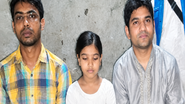 ছোট্ট মেয়ে পরিবর্তন করে দিলো বাবার জিবন, পাশে থাকবে ইউএনও আলী সুজা